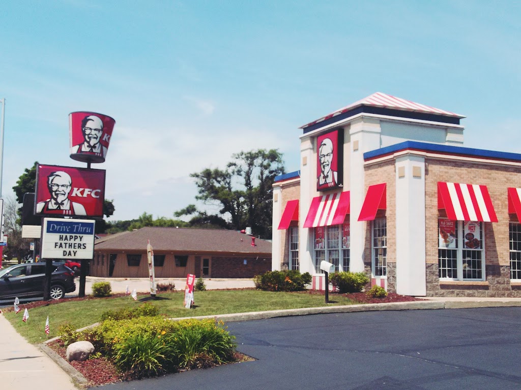 KFC West Bend, WI 53095 Menu, Reviews, Hours & Contact