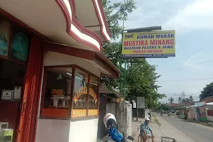 RM Mustika Minang image