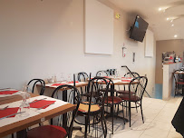 Atmosphère du Restaurant La Terrasse à Villers-Saint-Paul - n°2