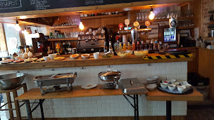 Photo n°82 de KIEZ Biergarten Montmartre à Paris ()