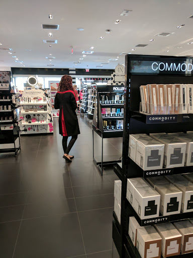 Cosmetics Store «SEPHORA», reviews and photos, 4766 Admiralty Way C1-3, Marina Del Ray, CA 90202, USA
