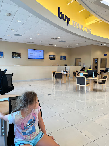 Used Car Dealer «CarMax», reviews and photos, 4431 28th St SE, Kentwood, MI 49512, USA