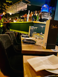 Bar du Restaurant italien Restaurant La Vela à Boulogne-Billancourt - n°5