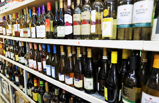 Liquor Store «Peachtree Package Store», reviews and photos, 300 Peachtree St NE # Cs1, Atlanta, GA 30308, USA