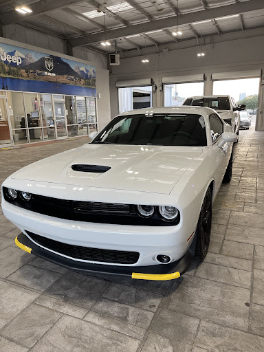 Used Car Dealer «Mac Haik Chrysler Dodge Jeep Ram», reviews and photos, 12111 Katy Fwy, Houston, TX 77079, USA