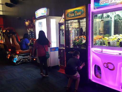 Movie Theater «Cinemark Ridgmar 13», reviews and photos, 2300 Green Oaks Rd, Fort Worth, TX 76116, USA