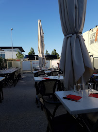 Atmosphère du Restaurant italien La Casa à Saint-Bonnet-de-Mure - n°5