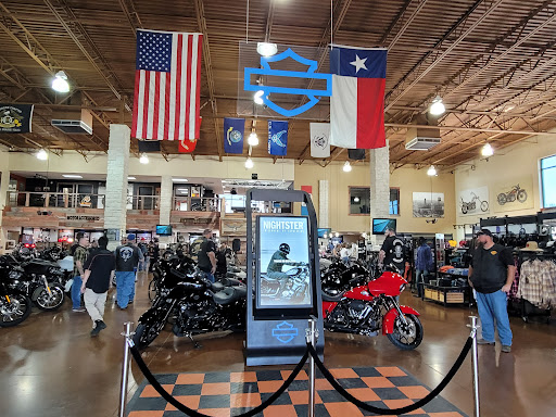 Harley-Davidson Dealer «Longhorn Harley-Davidson», reviews and photos, 2830 I-20 Frontage Rd, Grand Prairie, TX 75052, USA