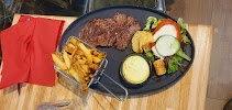 Steak du Restaurant de hamburgers La Factory Burger à Issy-les-Moulineaux - n°18
