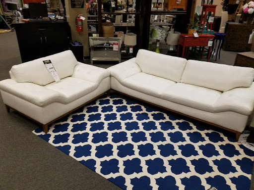 Furniture Store «The Dump Furniture Outlet», reviews and photos, 5700 NJ-42, Turnersville, NJ 08012, USA