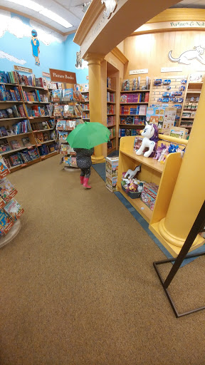 Book Store «Barnes & Noble», reviews and photos, 444 Broadway, Saugus, MA 01906, USA