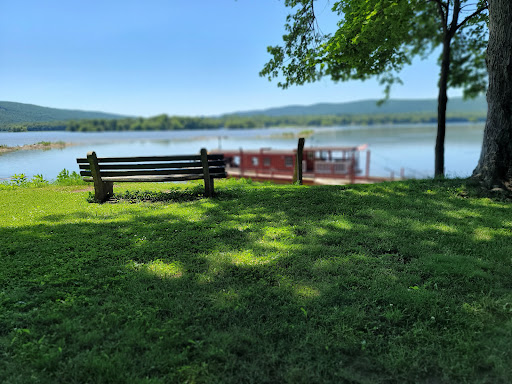 Ferry Service «Millersburg Ferry», reviews and photos, River St, Millersburg, PA 17061, USA