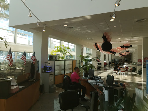 Toyota Dealer «AutoNation Toyota Weston», reviews and photos, 4050 Weston Rd, Davie, FL 33331, USA
