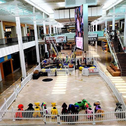 Shopping Mall «Plymouth Meeting Mall», reviews and photos, 500 W Germantown Pike, Plymouth Meeting, PA 19462, USA