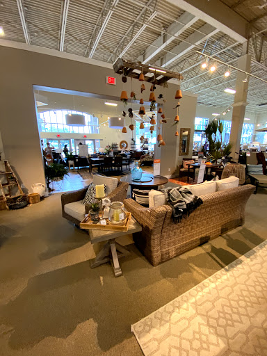 Furniture Store «Ashley HomeStore», reviews and photos, 2615 Vildibil Dr, Brandon, FL 33510, USA