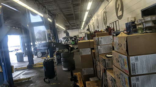 Auto Parts Store «Pep Boys Auto Parts & Service», reviews and photos, 231 Sunrise Hwy, Lindenhurst, NY 11757, USA