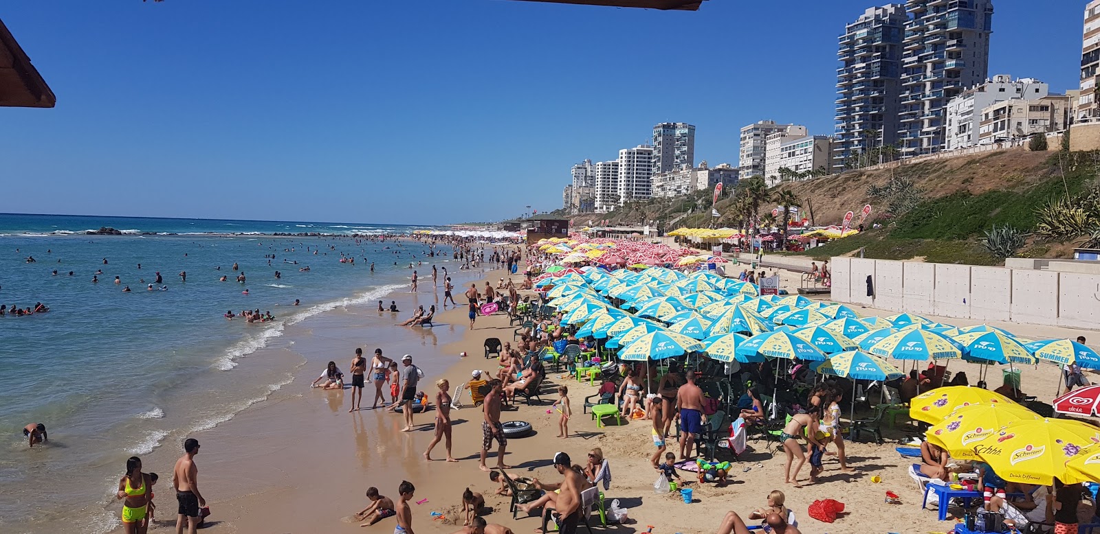 Zdjęcie Yerushalayim beach - polecane dla podróżujących z dziećmi rodzinnych