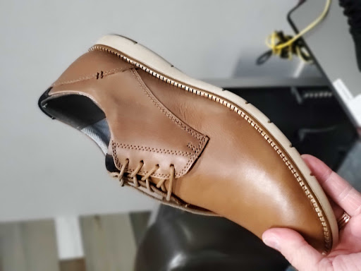 Shoe Store «Chiappetta Shoe Store», reviews and photos, 6821 39th Ave, Kenosha, WI 53142, USA