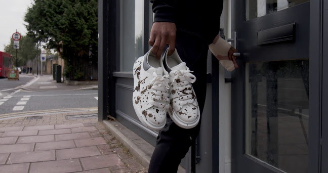 VAMP SNEAKER CLEANING LTD (Brixton,Trainer,Sneakers) - Shoe store