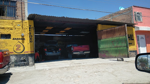 Tienda de muelles de automóviles Victoria de Durango