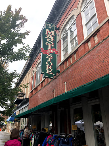 General Store «Mast General Store Hendersonville», reviews and photos, 527 N Main St, Hendersonville, NC 28792, USA