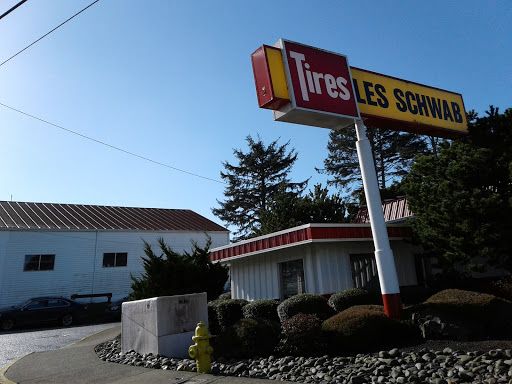 Tire Shop «Les Schwab Tire Center», reviews and photos, 1025 SW Hwy 101, Lincoln City, OR 97367, USA