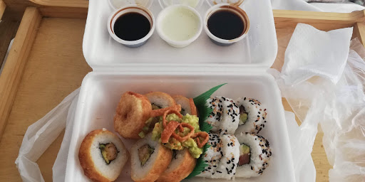 Makimona Sushi & Rolls