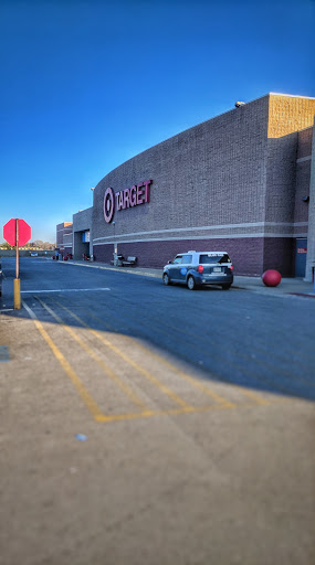 Target, 850 W North Ave, Melrose Park, IL 60160, USA, 