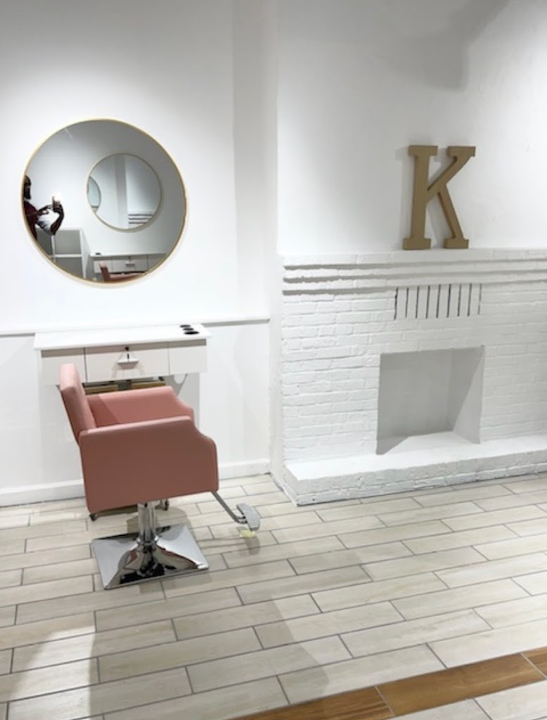K. Monique Salon and Vintage Boutique 21201