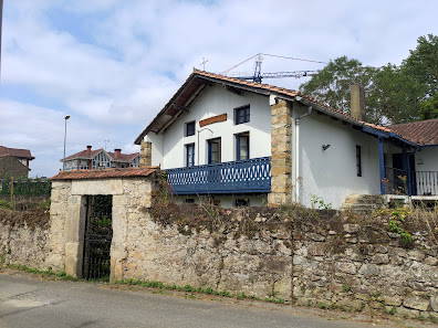 Casa Rural Ortulane C. Araba, 5, 48610 Urduliz, Bizkaia, España