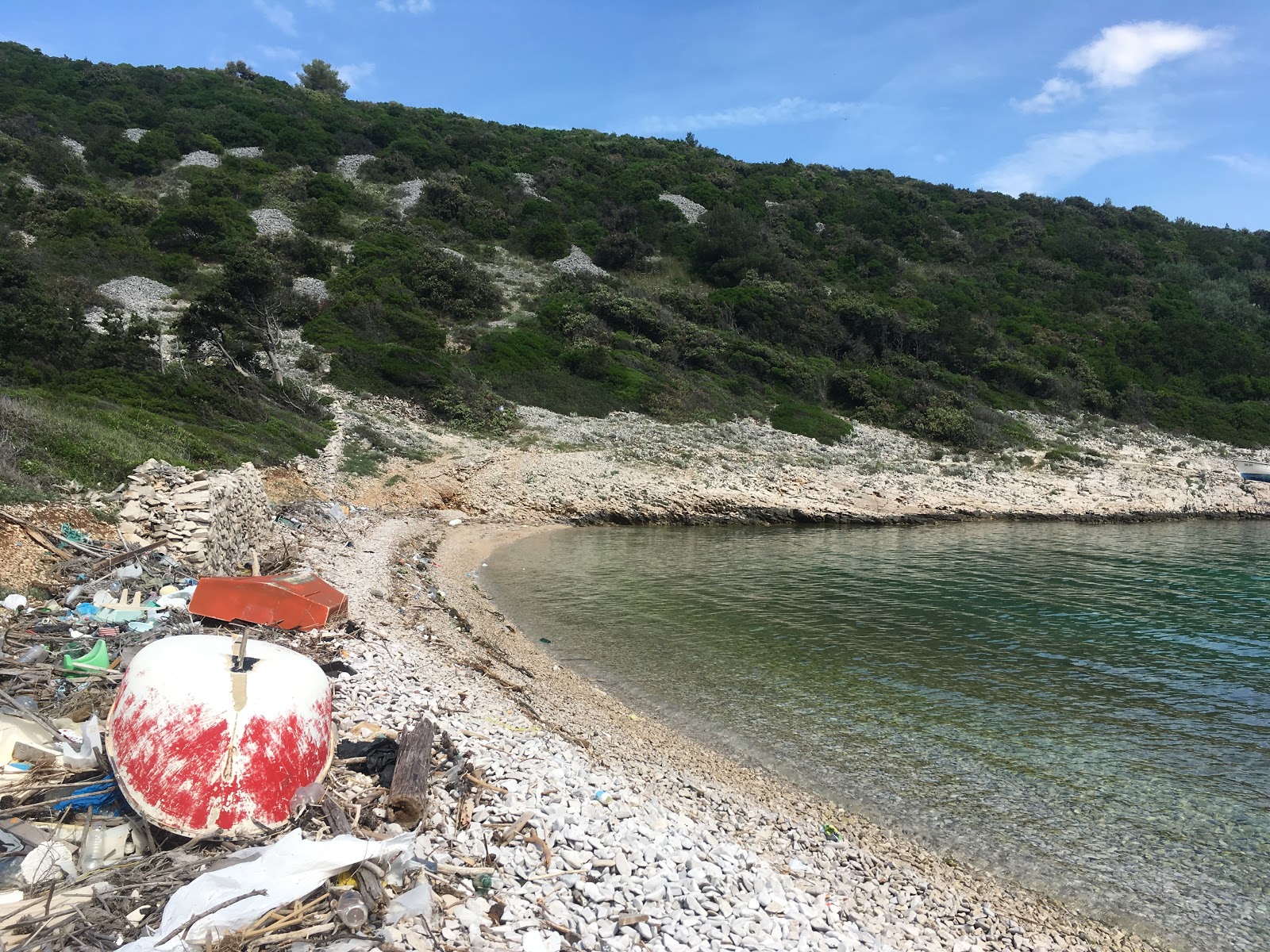 Foto af Tocinjak II beach med turkis vand overflade