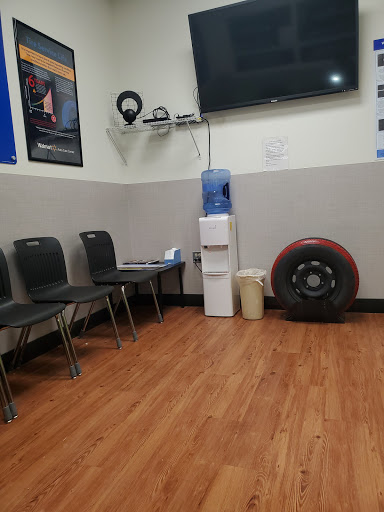 Tire Shop «Walmart Tires & Auto Parts», reviews and photos, 1410 S Randall Rd, Algonquin, IL 60102, USA