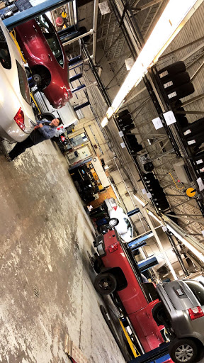 Auto Repair Shop «Arlington Auto Care», reviews and photos, 3298 Wilson Blvd, Arlington, VA 22201, USA