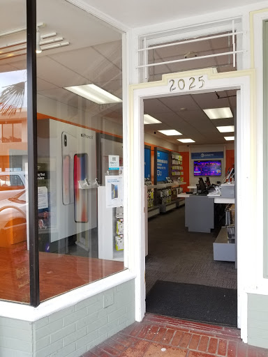 AT&T Authorized Retailer, 2025 Irving St, San Francisco, CA 94122, USA, 