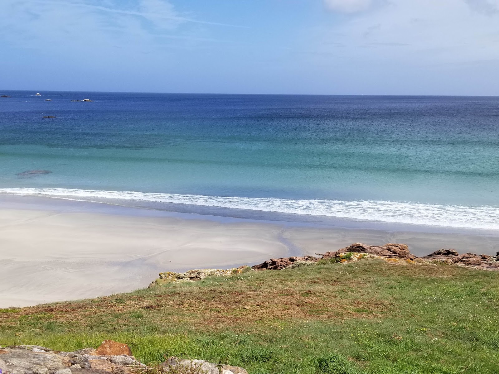 Praia Brana de Lazo'in fotoğrafı imkanlar alanı