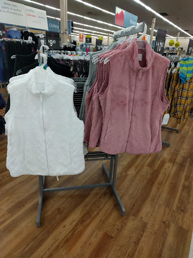 Discount Store «Walmart», reviews and photos, 950 Edwards Ferry Rd NE, Leesburg, VA 20176, USA