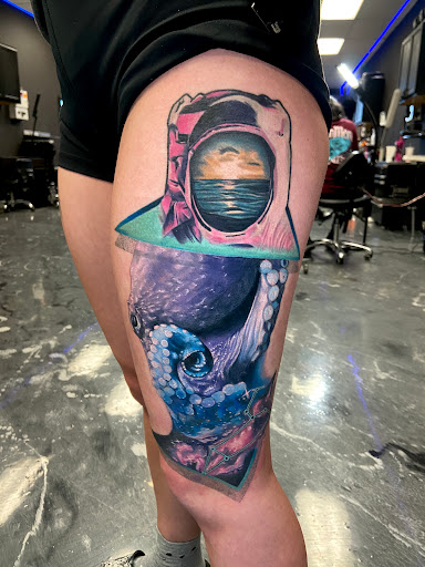 Tattoo Shop «Next Wave Tattoos & Piercings», reviews and photos, 855 W University Dr #8, Mesa, AZ 85201, USA