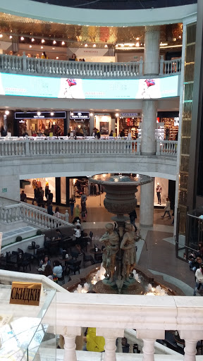 Shopping centres open on Sundays in Moscow