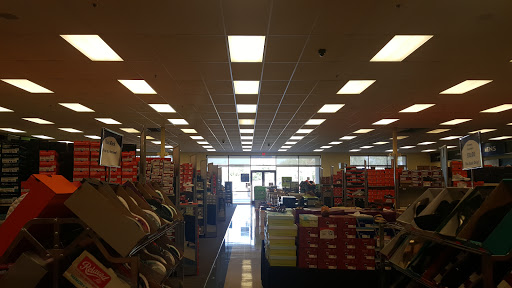 Shoe Store «Shoe Carnival», reviews and photos, 2100 S Gilbert Rd, Chandler, AZ 85233, USA
