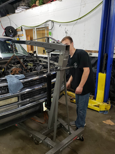 Auto Repair Shop «Kings Korner Auto Sales», reviews and photos, 1638 County Hwy 10, Spring Lake Park, MN 55432, USA