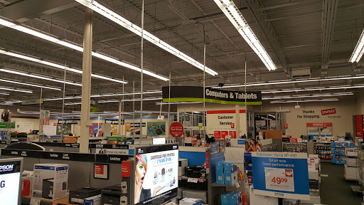 Office Supply Store «Staples», reviews and photos, 7708 Richmond Hwy, Alexandria, VA 22306, USA