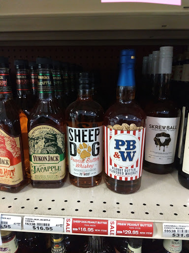 Liquor Store «Santiam Liquor Store», reviews and photos, 2530 Pacific Blvd SE, Albany, OR 97322, USA