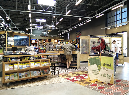 Camping Store «REI», reviews and photos, 9637 E County Line Rd, Englewood, CO 80112, USA
