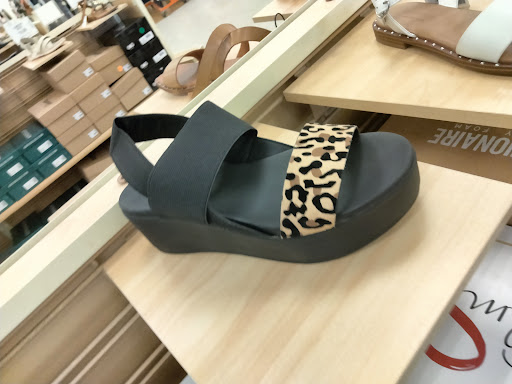 Clothing Store «Burlington Coat Factory», reviews and photos, 10 Prospect Hill Terrace, East Windsor, CT 06088, USA