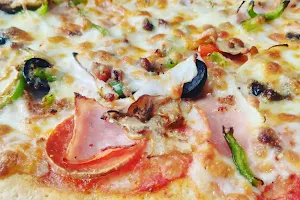 Pizza Guay Calidad® image