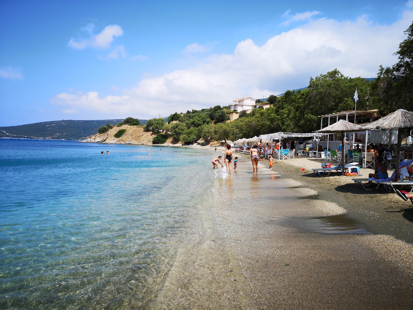 Foto di Kokkinia 2 beach con molto pulita livello di pulizia