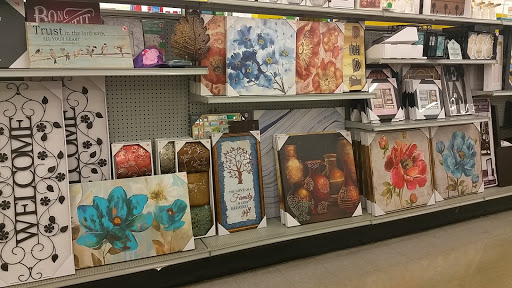 Discount Store «Big Lots», reviews and photos, 1345 Clifty Dr, Madison, IN 47250, USA