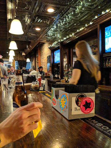 Wine Store «Village Wine Cellars», reviews and photos, 48 E Mulberry St, Lebanon, OH 45036, USA