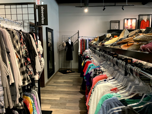 Used Clothing Store «Clothes Mentor», reviews and photos, 2551 45th St S # 113, Fargo, ND 58104, USA