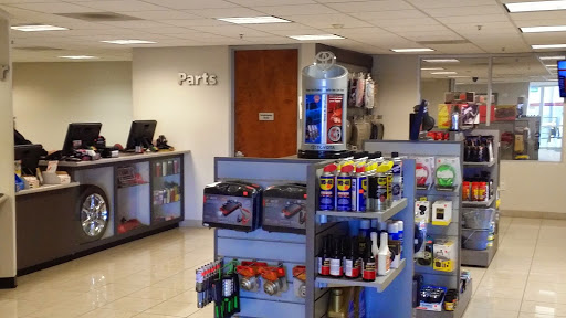 Toyota Dealer «Claremont Toyota», reviews and photos, 601 Auto Center Dr, Claremont, CA 91711, USA